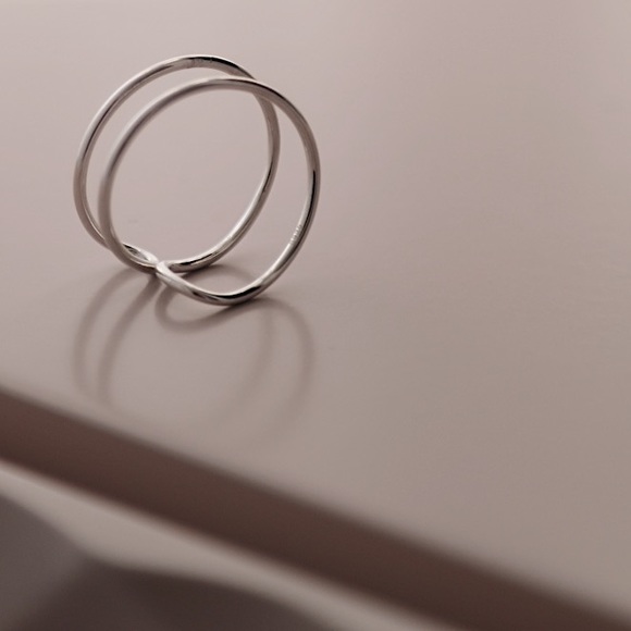 Minimalist Midi Ring | 925 Silver - Picture 4 of 8